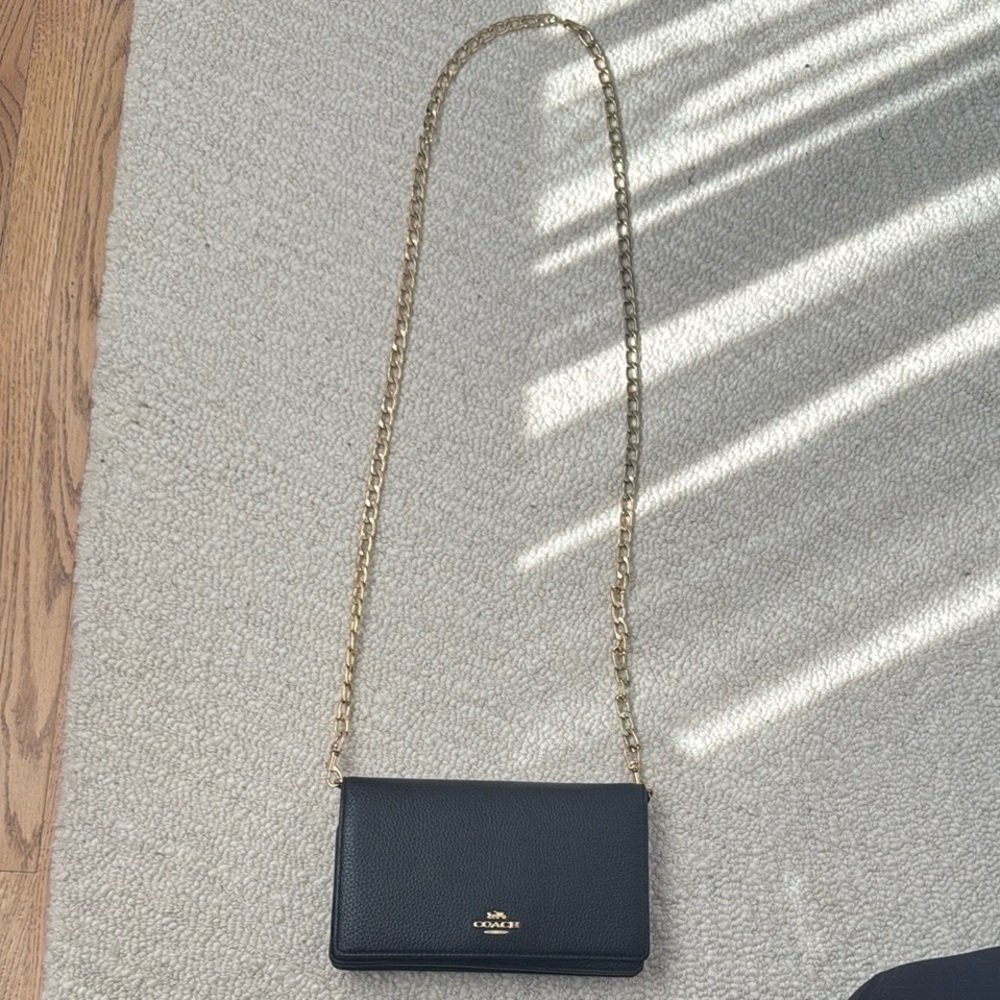 Coach Crossgrain Leather Wallet on Chain – Black with Gold Hardware